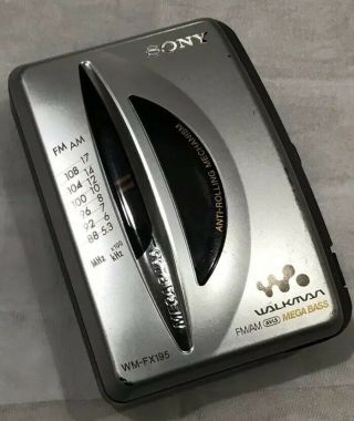Sony Walkman Wm - Fx195 Am/fm Cassette Portable Vtg Music Player Functional