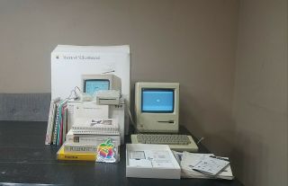 Vintage Apple Macintosh Computer 512k Enhanced System W/ External Drive & Acceso