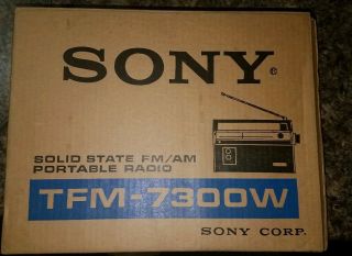 Sony Tfm - 7300w Vintage Radio
