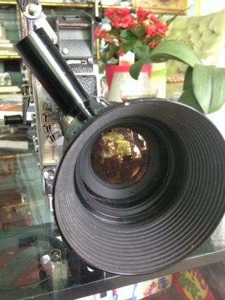 Bolex H16 M - 5 16MM Film Camera with Som Berthiot Paris Pan - Cinor Lens. 3