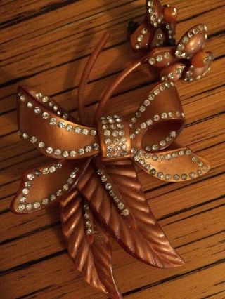 Vintage Copper Lucite Or Plastic Rhinestone Bow Pin With Earrings Bakelite Era