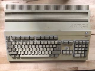 Commodore Amiga 500 Vintage 16 - bit Computer W/ Power Supply And Mouse Powers On 2