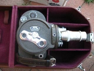 Bell & Howell Filmo Camera Model 70 - Dl 16mm Camera 3 Lenses And Case