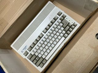 Commodore Amiga 600 PAL,  KICK 2.  0,  Mouse,  Joystick,  PAL 6