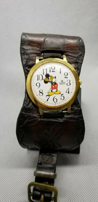 Vintage Disney Mickey Mouse Lorus Quartz Watch Unisex V501 0a20 Wristwatch