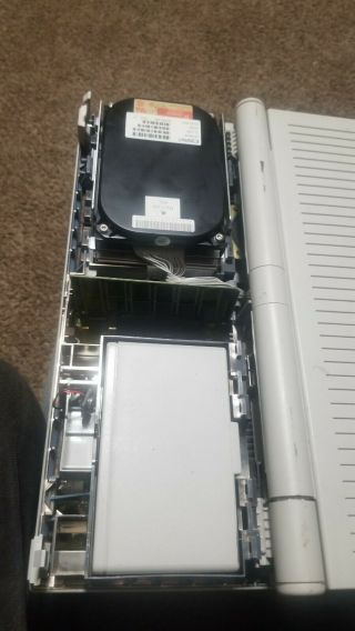 MacIntosh M5126 Laptop - Bad battery but tries to power up. 8