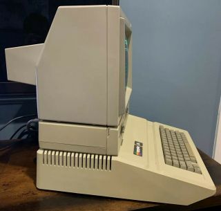 Apple IIe Computer w/ Manuals - Duodisk - 80 Column Card/64K - Recapped - 5