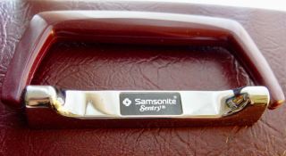 VNTG Samsonite Sentry Train Case Make Up w Mirror & KEY Red / Chrome 4