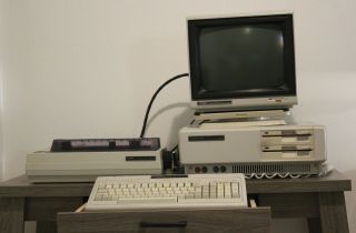 Tandy 1000 SX Personal Computer 10