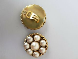 Butler And Wilson Large Round Pearl Vintage Clip On Earrings 4
