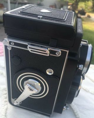 Rolleiflex 3.  5f TLR Camera Model 3 W/ Carl Zeiss f3.  5 Planar 75mm 5