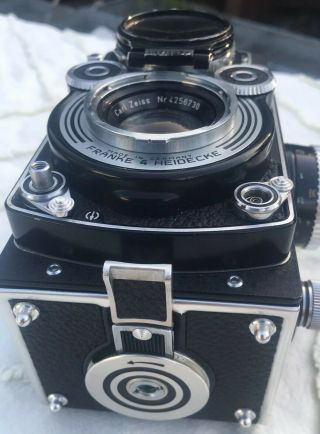 Rolleiflex 3.  5f TLR Camera Model 3 W/ Carl Zeiss f3.  5 Planar 75mm 7