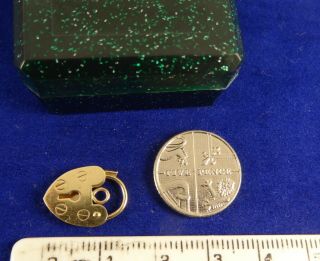 Small Vintage 9ct Gold Heart Padlock Clasp Gate Charm Bracelet Hm 582n
