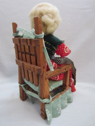 VINTAGE OLD MAN & WOMAN APPLE HEAD DOLLS IN CLOTHESPIN CHAIRS W/ FOOTSTOOL 8