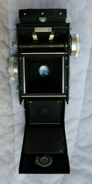 NEAR Zeiss Ikon Ikoflex Favorit IIC TLR Camera & Case W/Tessar F:3.  5 75mm 9