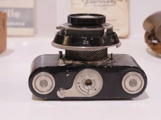 KODAK - NAGEL PUPILLE 127 ROLLFILM CAMERA WITH XENON LENS AND REFLEX VIEWFINDER 5
