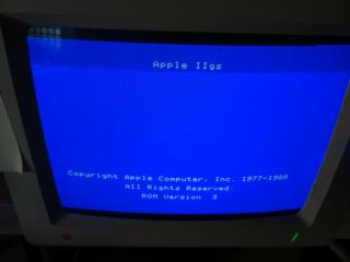 Apple IIGS ROM 3 computer with 2 drives and boot disk 4