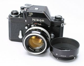 Black Nikon F Photomic 35mm Film Camera W/ Nikkor 50mm F/1.  4 Lens,  Hood