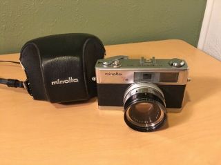 Vintage Minolta Hi - Matic 7s Rangefinder Camera Rokkor 45mm Lens & Leather Case