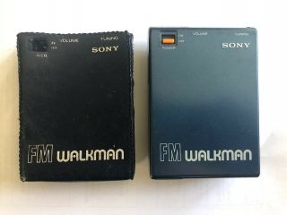 Vintage Sony Fm Walkman Srf - 40w Blue Portable Analog Radio W/ Case