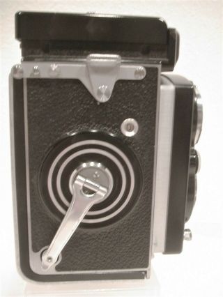 Vivian Maier ' s Camera? No,  But Same Model Rolleiflex 3.  5 Automat MX,  and 4