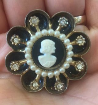 Vintage Coro Gold Tone Cameo Black & White With Rhinestones Pin Brooch,  Flower