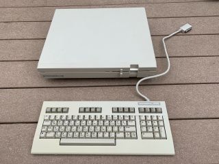 Commodore 128d Dcr Computer