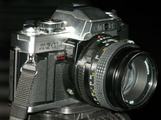 Vintage Minolta XG - M 35mm SLR Camera with 2 Lenses,  Flash and Case 4