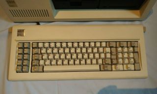 IBM 5150 (PC,  Monitor,  Keyboard) - and Configured 2
