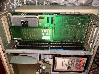 Amiga 4000/040 commodore with Video Toaster software 4