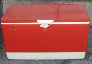 Vintage 1977 Coleman Metal Cooler Ice Chest W/deep Tray 28 " X 15.  5 " X 16 " Red