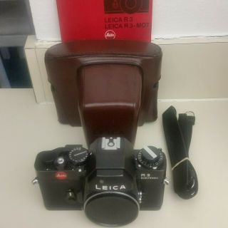Leica R R3 Body Electronic Slr.  W/cap,  Strap & Case.  Immaculate,