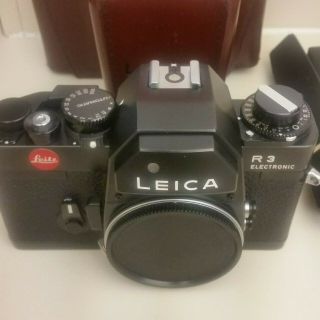 LEICA R R3 BODY ELECTRONIC SLR.  W/CAP,  STRAP & CASE.  Immaculate, 2