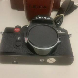 LEICA R R3 BODY ELECTRONIC SLR.  W/CAP,  STRAP & CASE.  Immaculate, 3