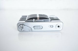 Exceptionally Voigtlander Vitessa L 35mm Rangefinder Camera w/ 2.  8 Skopar 5