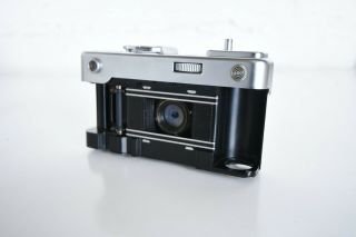 Exceptionally Voigtlander Vitessa L 35mm Rangefinder Camera w/ 2.  8 Skopar 7