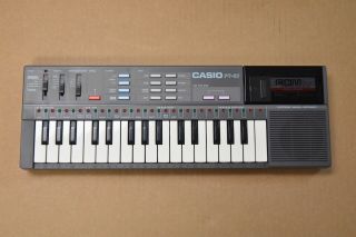 Vintage Casio Pt - 87 Electronic Keyboard With Rom - And