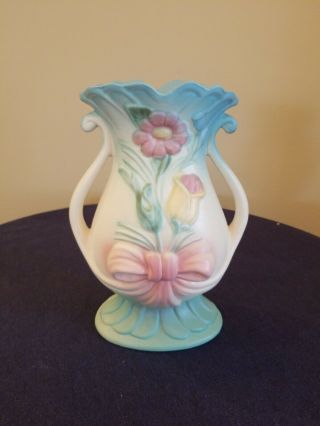 Vintage Hull Art Pottery U.  S.  A.  Wildflower Vase