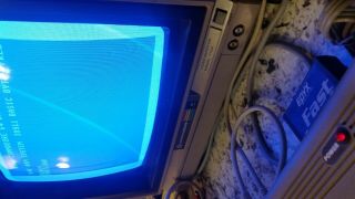 Commodore 64 Computer System 1541 Drive 1702 Monitor Cables Software 10