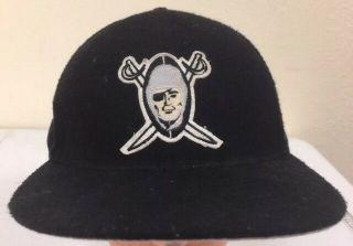 Mitchell & Ness Oakland Raiders Nfl Vintage Style Black Cap Hat Size 7 1/4 C6