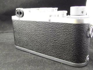 Leica IIIC Rangefinder Camera in Near with Case 5