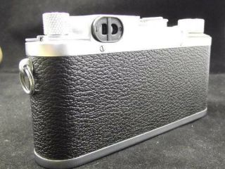 Leica IIIC Rangefinder Camera in Near with Case 6