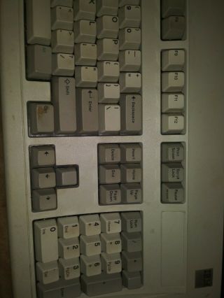 Vintage IBM keyboard 1390120 8