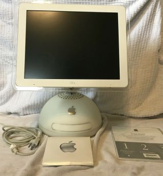 Apple Imac G4 15” Flat Panel With Set Of 14 Software Cds And User Setup Guides