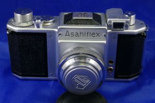 Pentax 1954 Asahiflex Slr 35mm Film Camera.