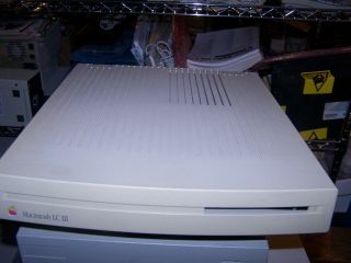 Macintosh Lc Iii M1254 With 36mb Ram,  80mb Hd,  Os 7.  1
