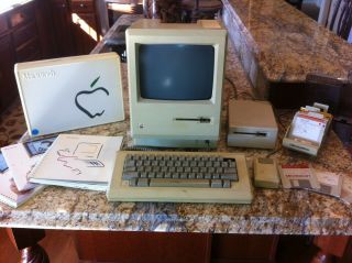 1984 Macintosh 512k Model M0001,  Mac,  With