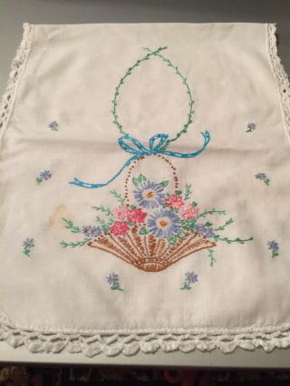 Vintage Table/dresser Scarf/doilie Hand Embroidered