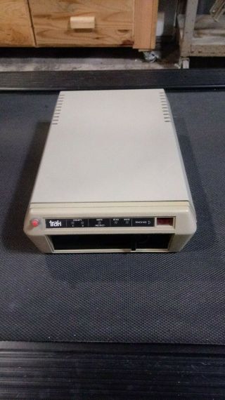 Atari 5.  25 Double Density Floppy Disk Drive
