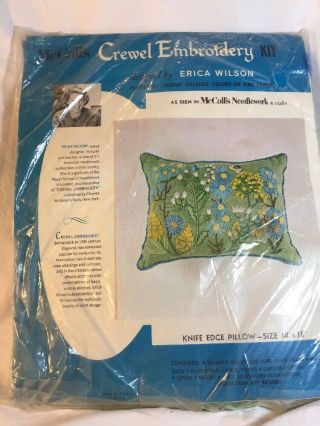 Vintage Mccall’s Erica Wilson Crewel Embroidery Kit Knife Edge Pillow Flowers